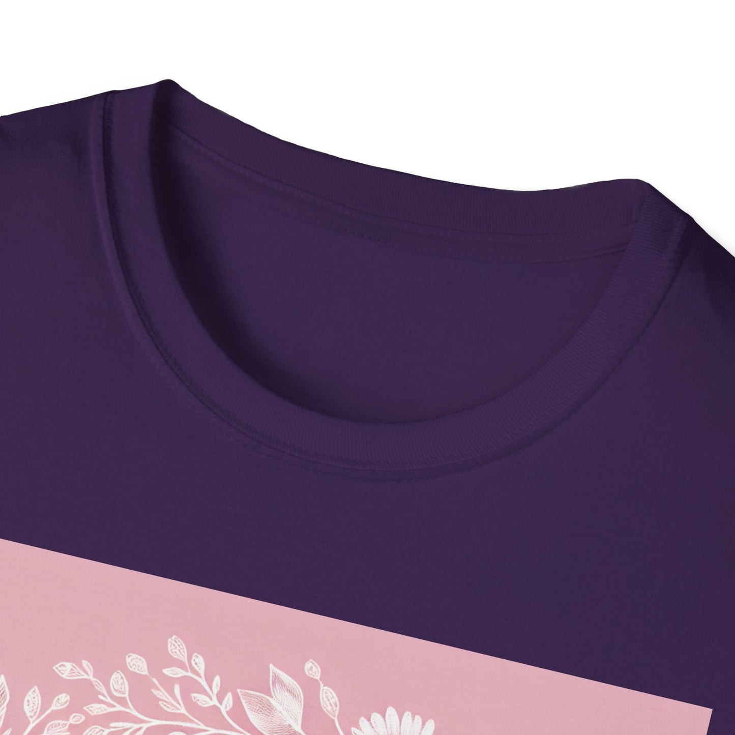 Blooming Mom Floral T-Shirt - Softstyle Unisex Tee for Mother's Day
